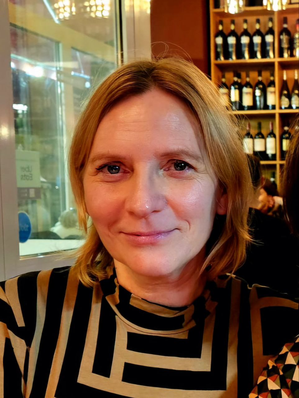 Katharina, 53 | von Beginn an als Servicekraft & Gastgeberin dabei